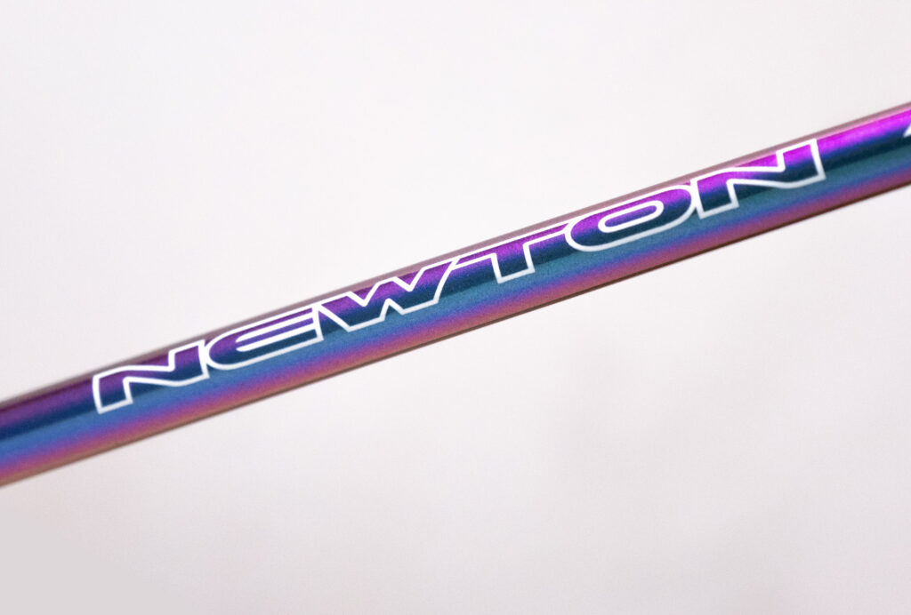 Newton Motion color shifting